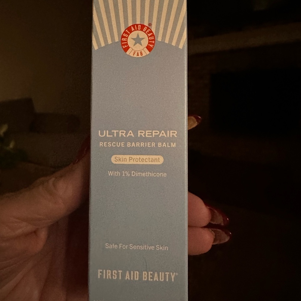 First Aid Beauty Blue Rescue Barrier Balm - Picture 2 of 2